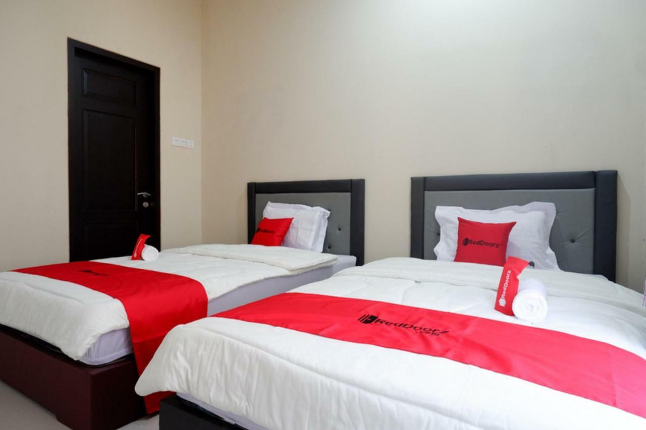 Hotel Reddoorz Syariah Near Rsud Margono Purwokerto Extérieur photo