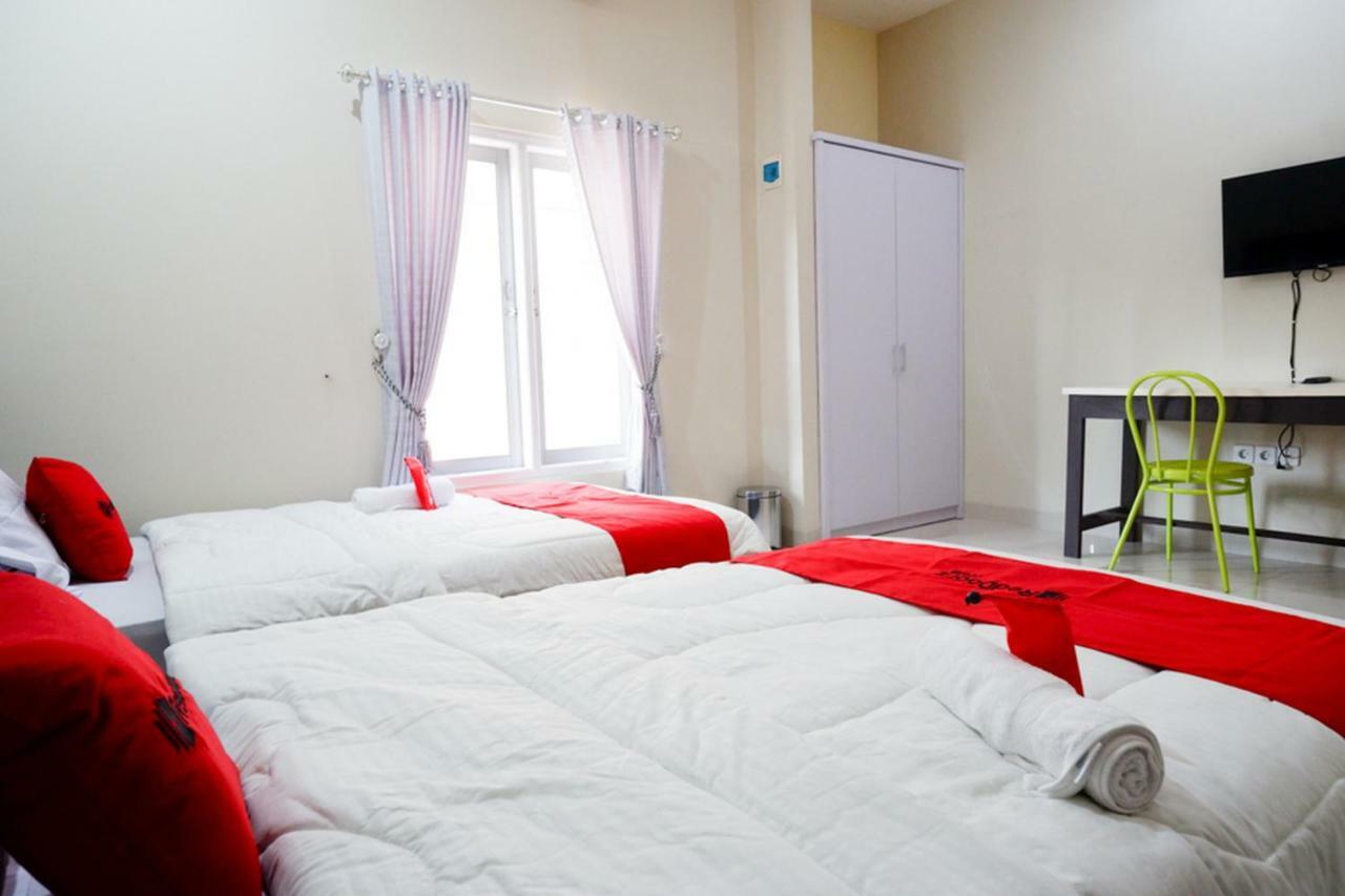 Hotel Reddoorz Syariah Near Rsud Margono Purwokerto Extérieur photo
