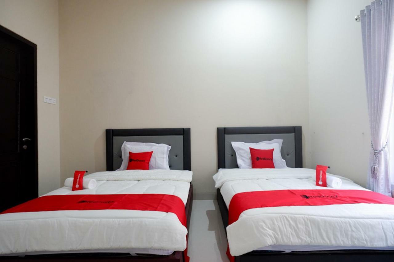 Hotel Reddoorz Syariah Near Rsud Margono Purwokerto Extérieur photo